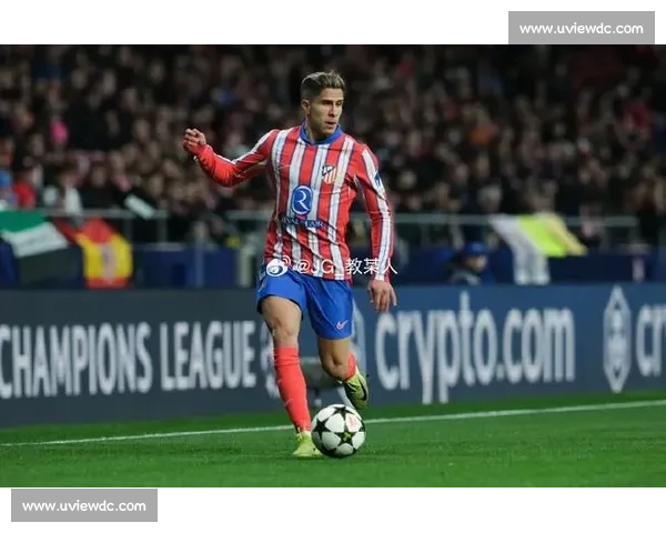 西蒙尼直言:巴黎本应赢下去年对决,两队战术未变差距仍在